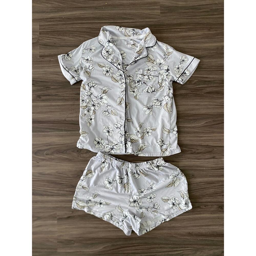 Nicole Miller Short Sleeve Blue Floral Pajama Set Women’s (Size S)